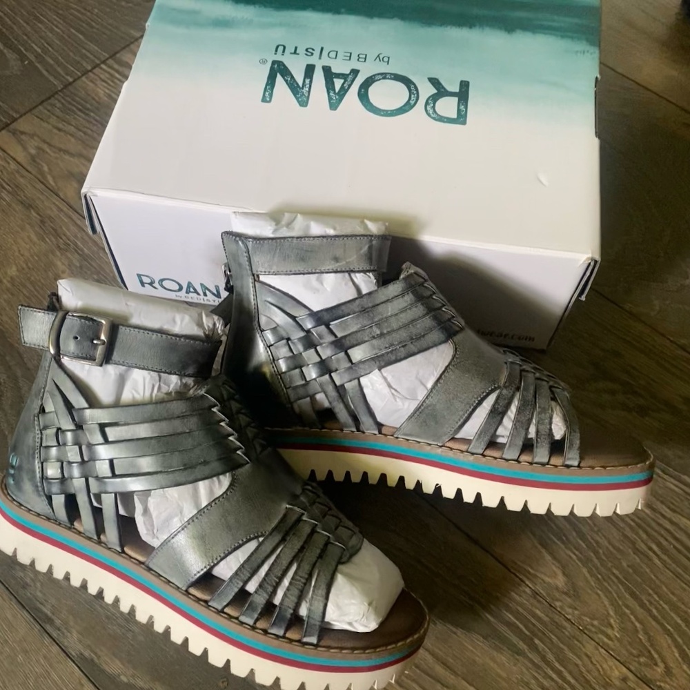 Roan by BED | STU strappy sandals